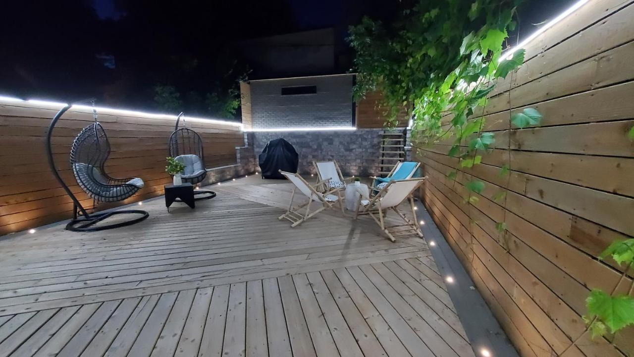 Renovated Guest Suite Near The Lake & High Park In Toronto! Buitenkant foto
