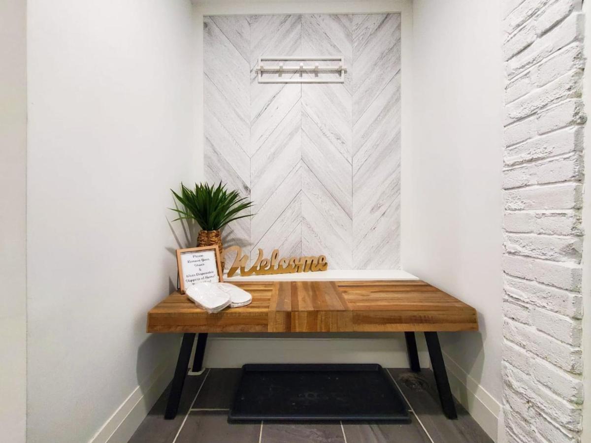 Renovated Guest Suite Near The Lake & High Park In Toronto! Buitenkant foto